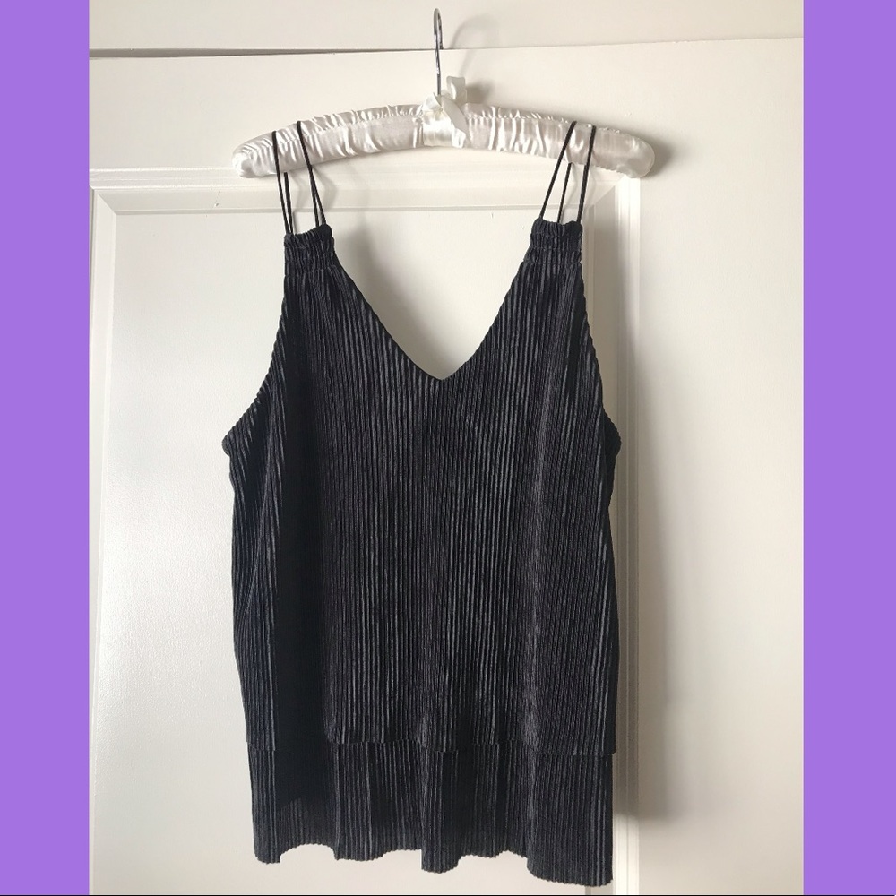 Black vertical texture backless shirt / blouse